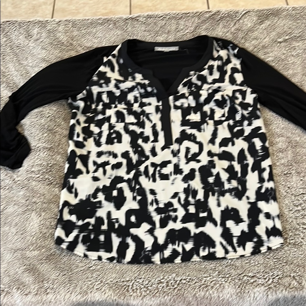 Daniel Rainn Graphic Black and White Polo Blouse